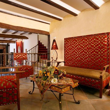 Hotel Boutique Real Casona De Las Amas Azofra Rum bild