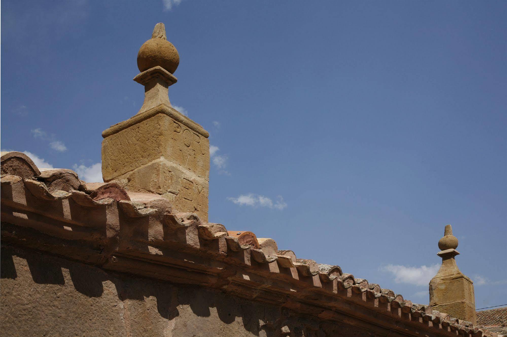 Hotel Boutique Real Casona De Las Amas Azofra Exteriör bild